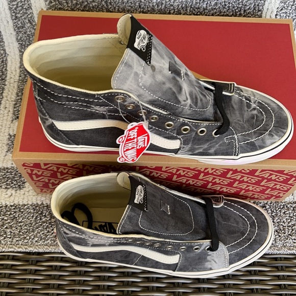 Vans “ Sk8-Hi Tapered Denim Destroy Black Marshmallow WMNS - Picture 4 of 16